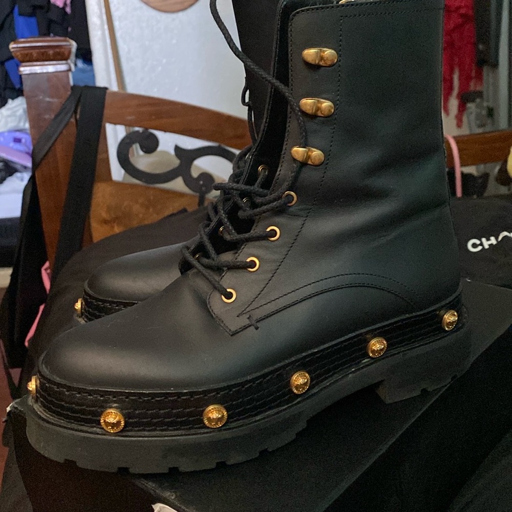 VESACE combat boots